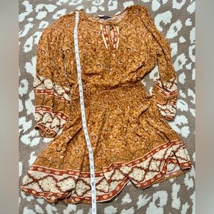 AMERICAN EAGLE 3/4 SLEEVE SMOCKED MINI DRESS